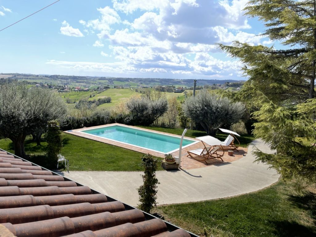 Villa Tergi :: Blick auf den Pool