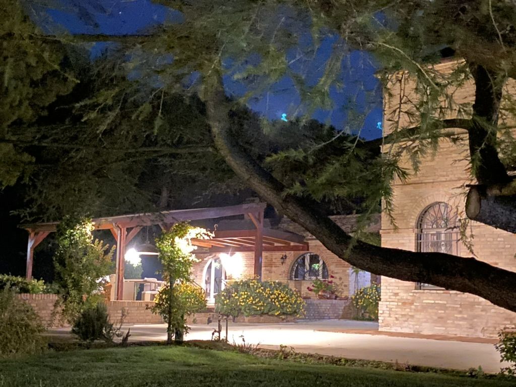 Villa Tergi :: abends Blick auf Terrasse