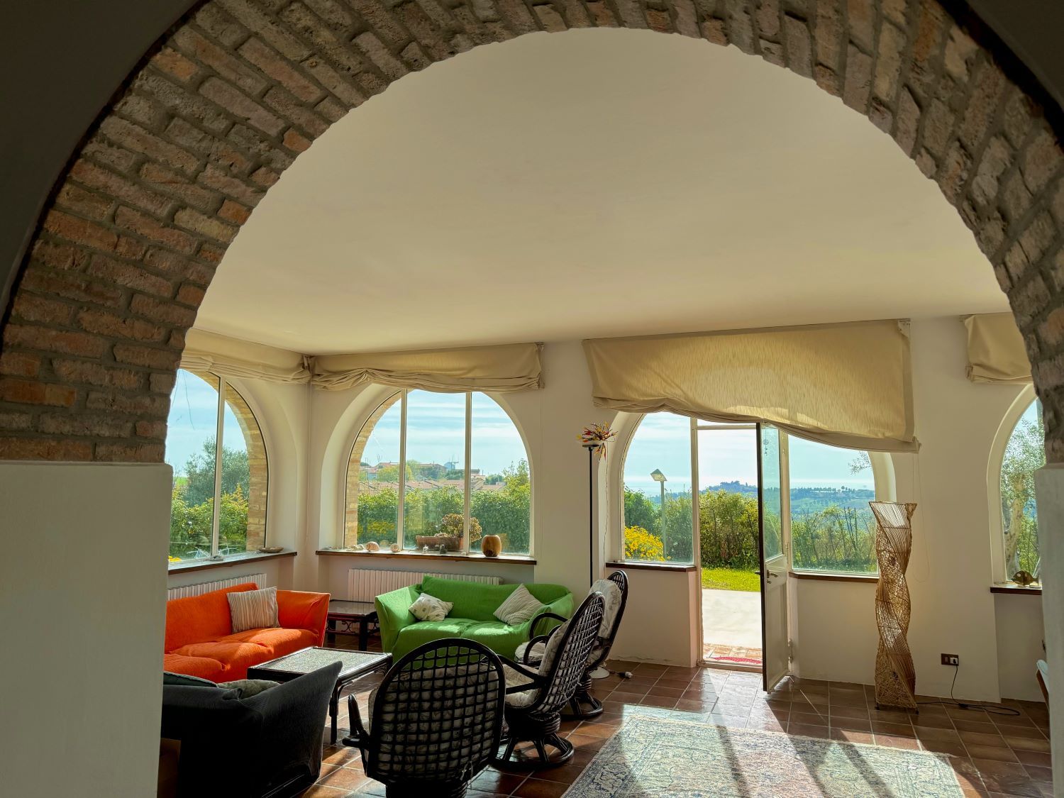 Villa Tergi :: Blick in den Wintergarten